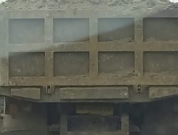 Truk Pengangkut Tanah Keluar Lewat Dusun Segitiga, Aktivitas Galian C Dipertanyakan